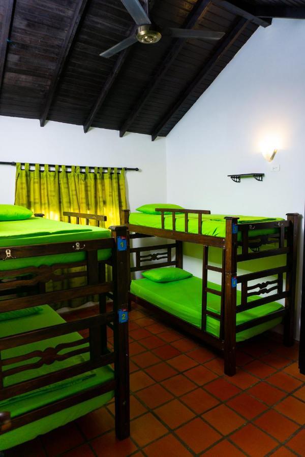 Dreamer Santa Marta Hostel Exterior photo